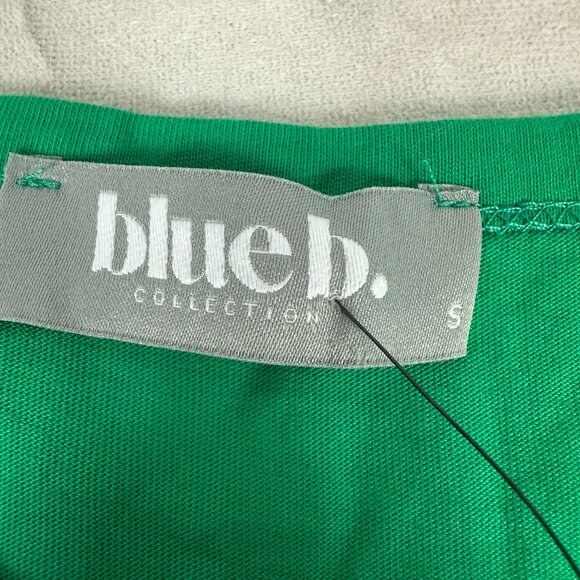 Blue B. Womens Kelly Green T-Shirt With Sequin Cowboy Boots Design SIze S - Picture 4 of 7